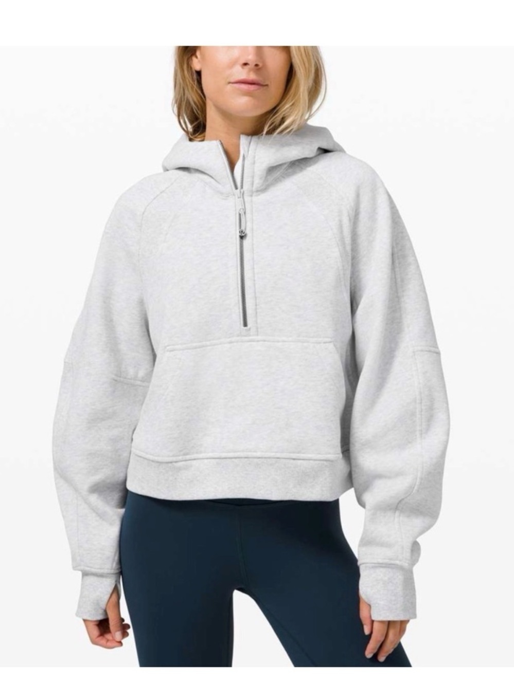 Lululemon Scuba Oversized 1/2 Zip Hoodie
Heathered Core Ultra Light Grey